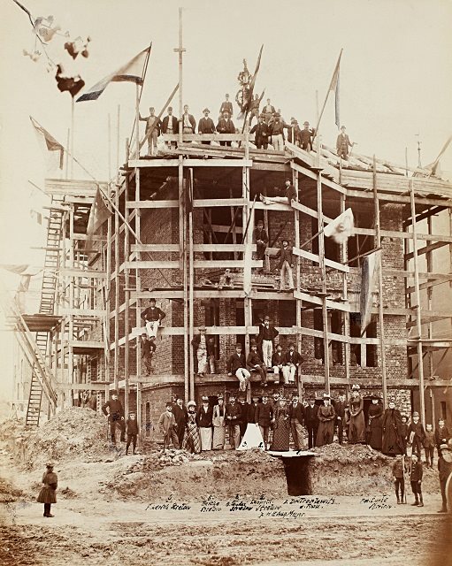 Richtfest der neuen Fabrik in Hamburg-Eimsbüttel